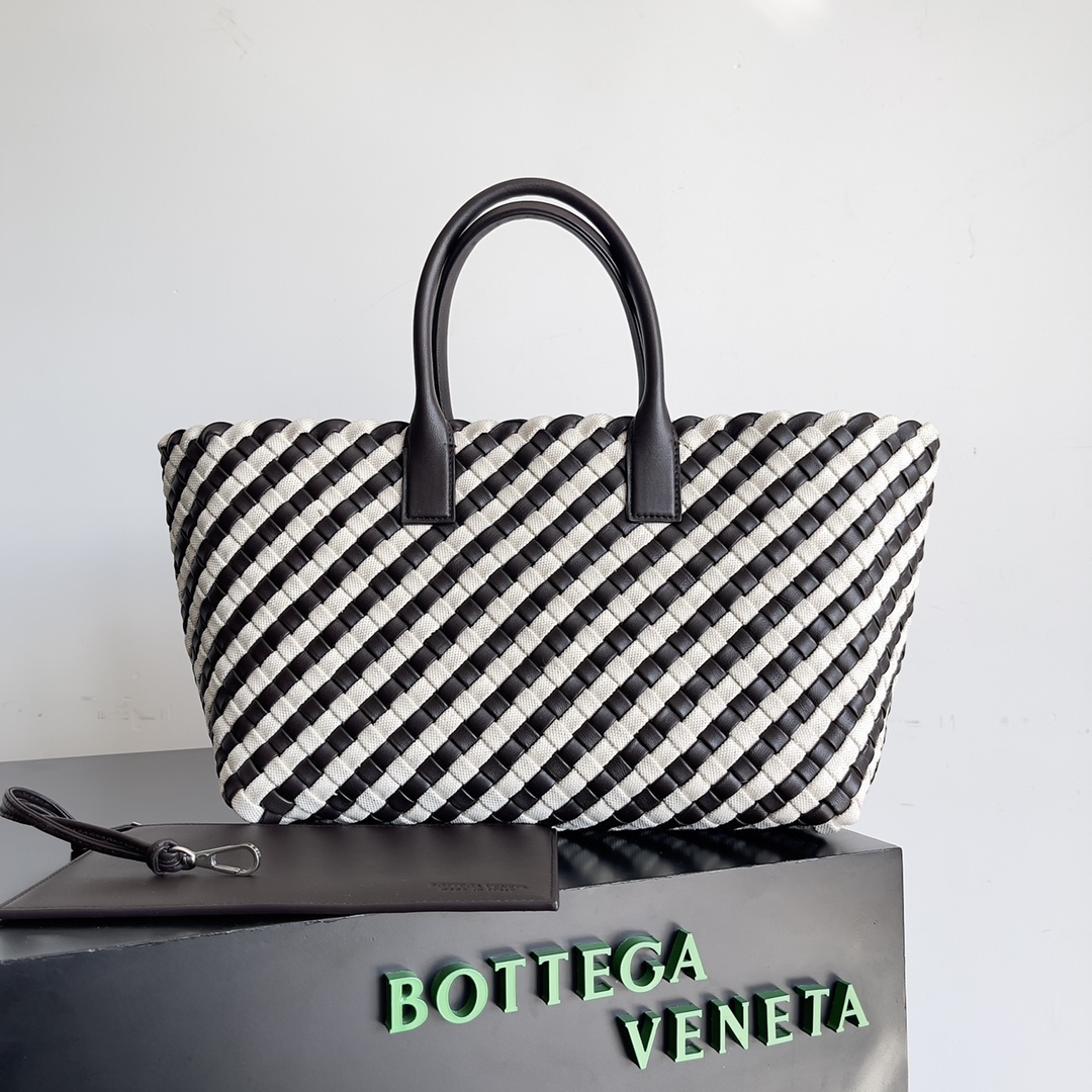 Bottega Veneta Shopping Bags